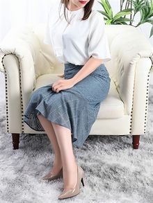 未熟な人妻 水野　せりな 画像